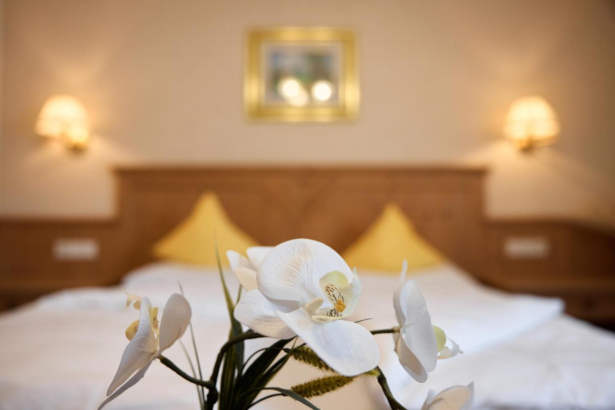 Dolomites Wellness Hotel Savoy La Villa  Exterior photo